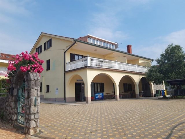 Gewerbefläche zu verkaufen 932 m² – Malinska