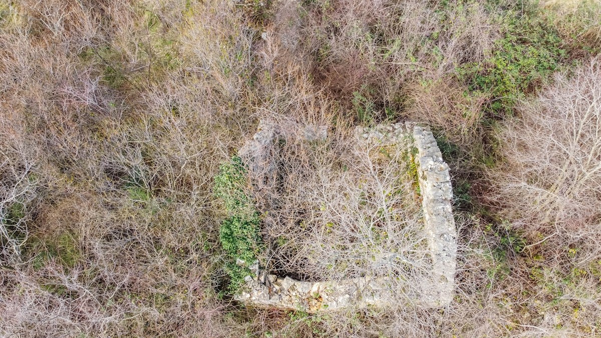 Parcela Naprodaj - ISTARSKA  Kaštelir