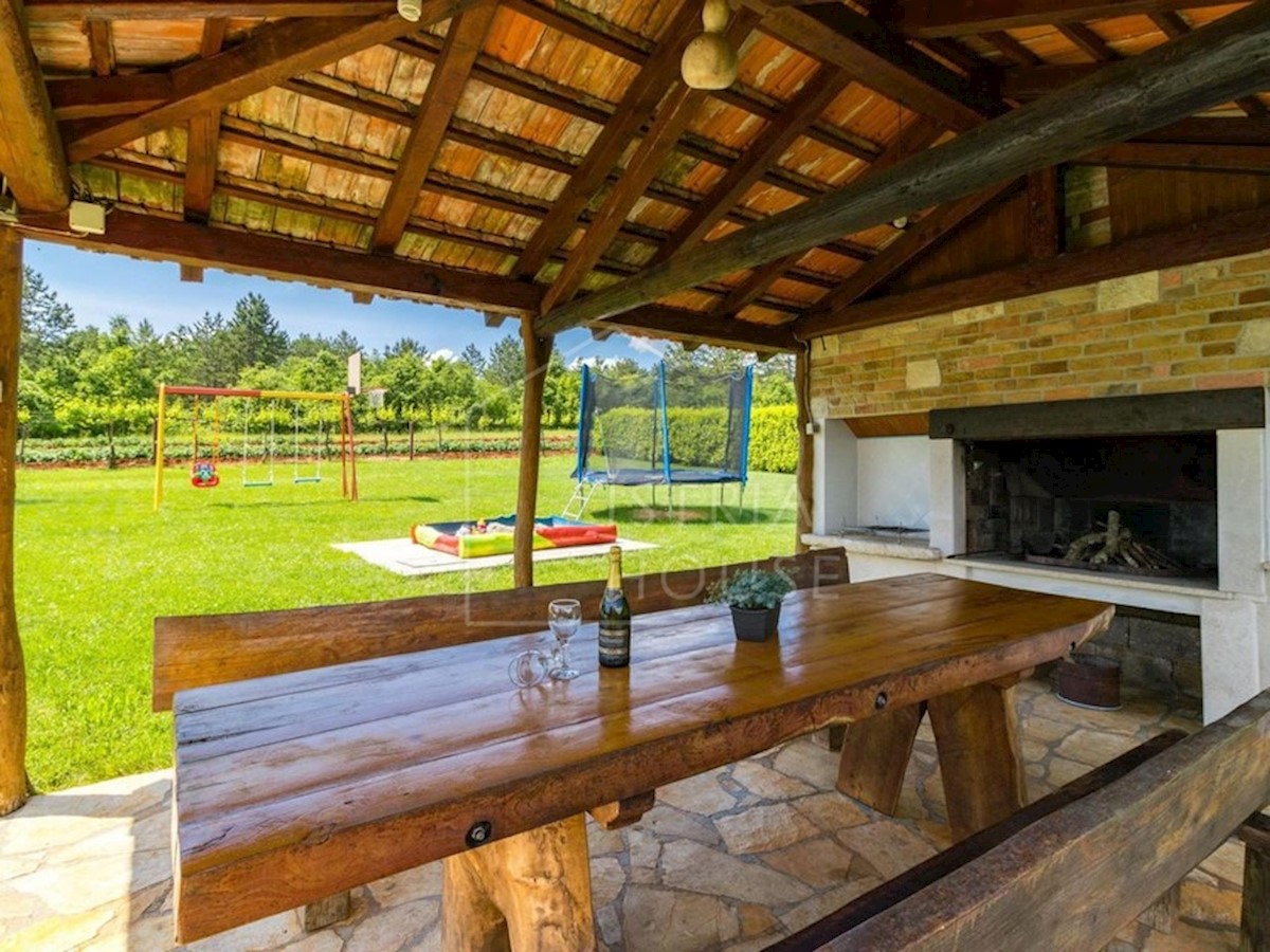 Haus Zu verkaufen - ISTARSKA  MOTOVUN 