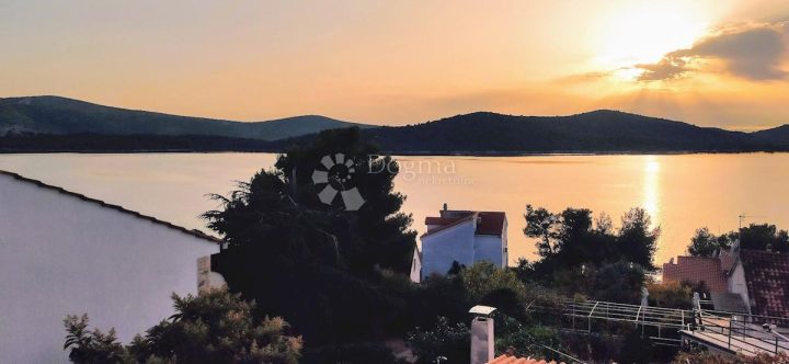 House For sale - šibensko-kninska šibenik - foto 2/39