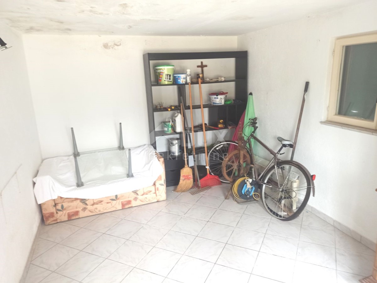 Hiša Na predaj - ISTARSKA  MEDULIN 