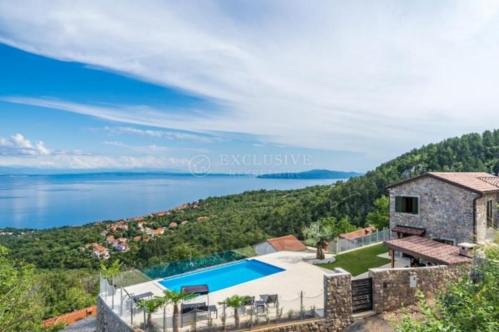 Dom na predaj 180 m² – Poljane