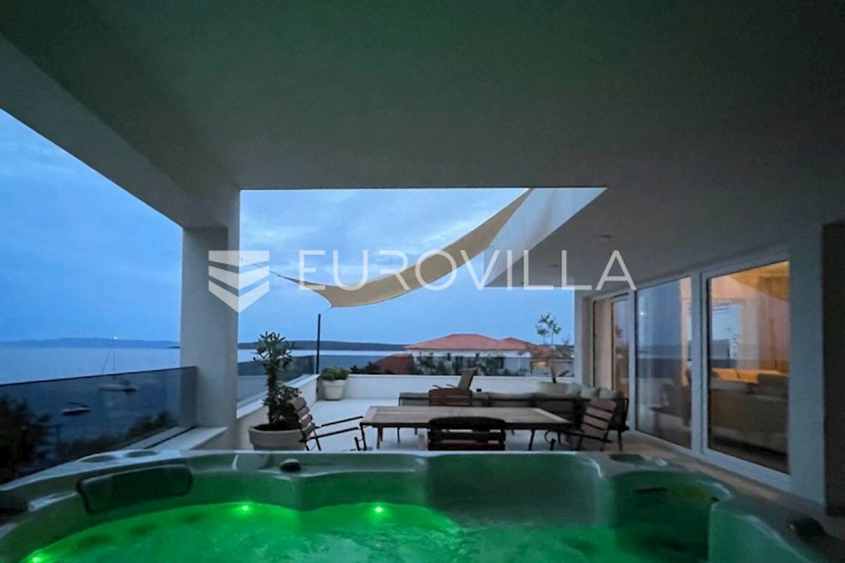 House For sale - SPLITSKO-DALMATINSKA  HVAR 