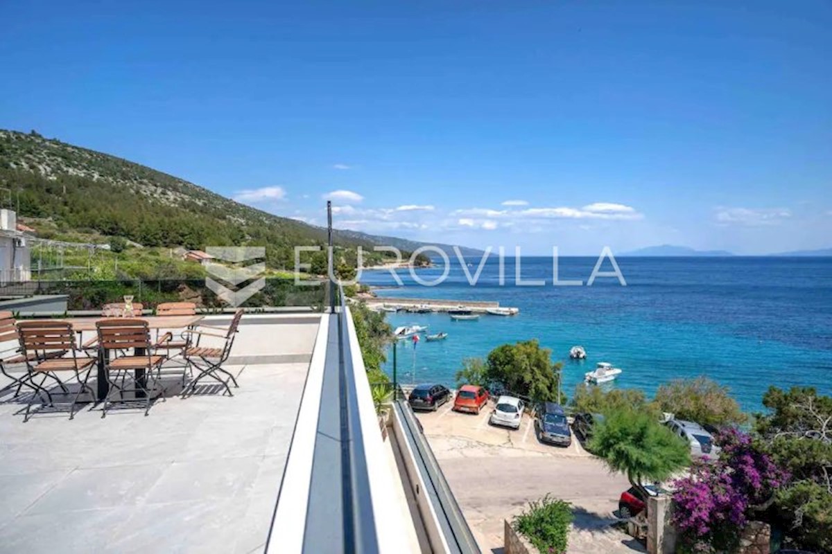 House For sale - SPLITSKO-DALMATINSKA  HVAR 