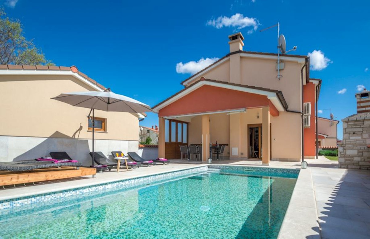 House For sale - ISTARSKA  MARČANA 