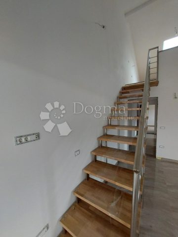 Apartma na predaj 72 m² – Banjol