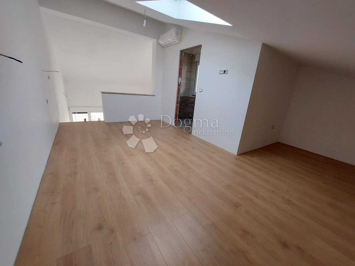 Flat For sale - PRIMORSKO-GORANSKA  RAB 