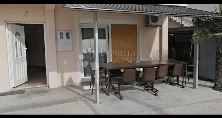 Apartmán k pronájmu 20 m² – Podhum