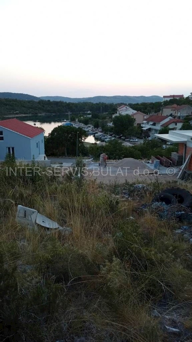 Parcela Naprodaj - ŠIBENSKO-KNINSKA  Šibenik