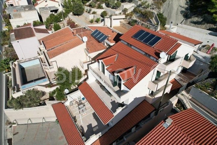 Maison à vendre 550 m² – Podstrana