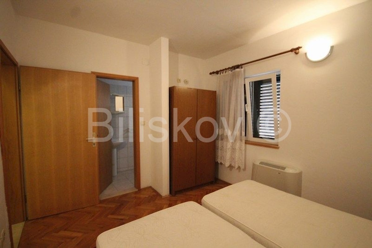 House For sale - SPLITSKO-DALMATINSKA  PODSTRANA 