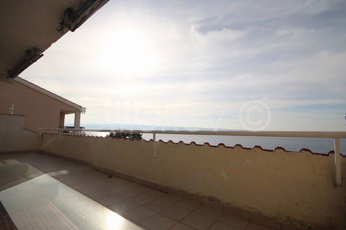 House For sale - SPLITSKO-DALMATINSKA  PODSTRANA 