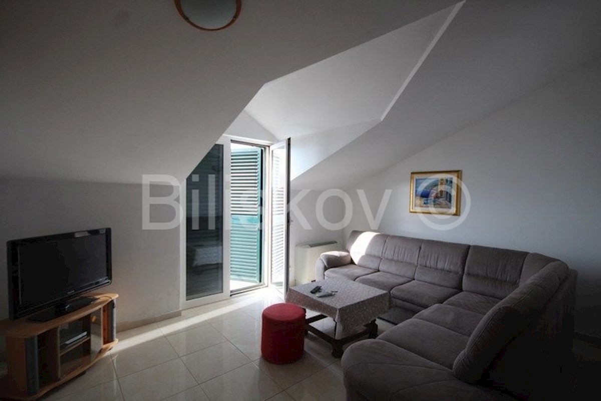 House For sale - SPLITSKO-DALMATINSKA  PODSTRANA 