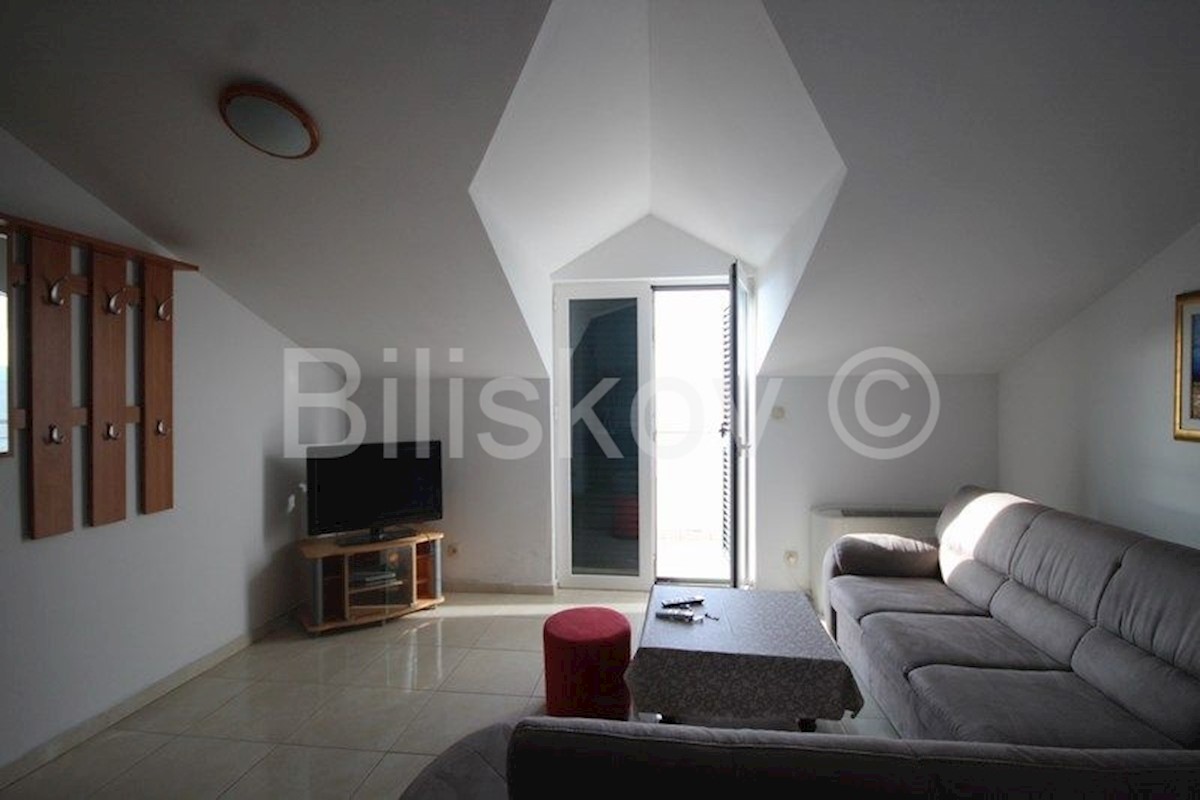House For sale - SPLITSKO-DALMATINSKA  PODSTRANA 