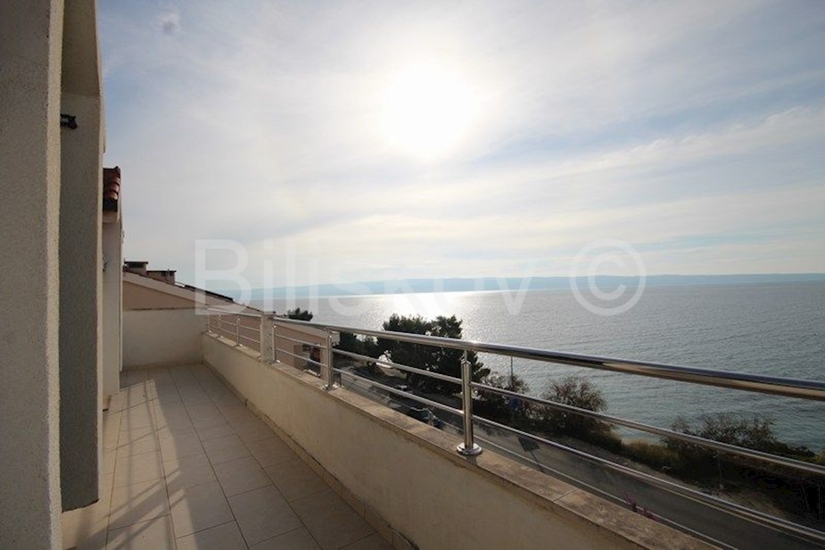 House For sale - SPLITSKO-DALMATINSKA  PODSTRANA 
