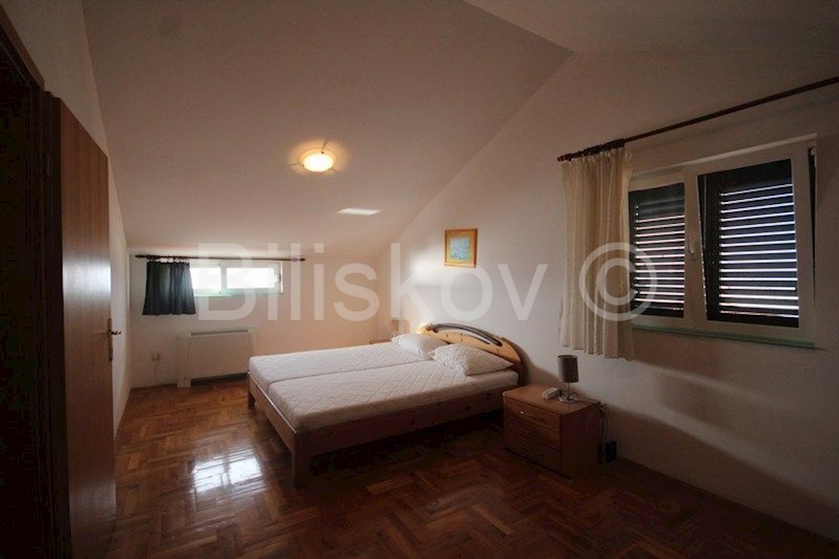 House For sale - SPLITSKO-DALMATINSKA  PODSTRANA 