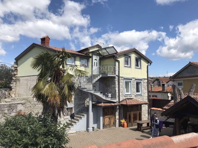 Haus zu verkaufen 300 m² – Srdoči