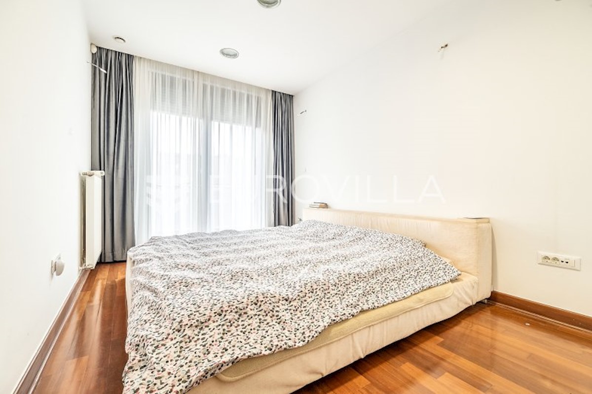 Appartement À vendre - GRAD ZAGREB  ZAGREB 