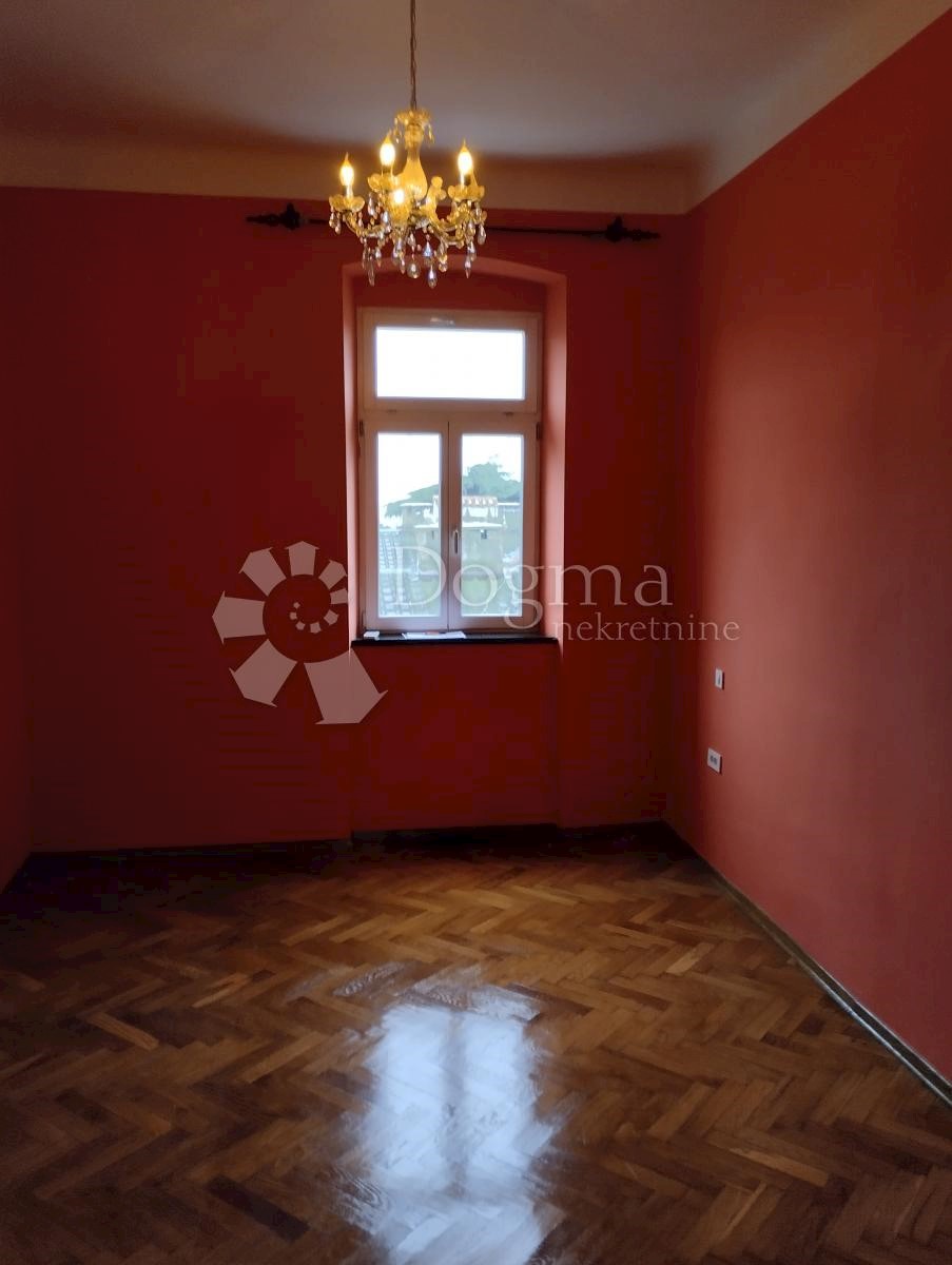 Lokal użytkowy Do wynajęcia - PRIMORSKO-GORANSKA  RIJEKA 