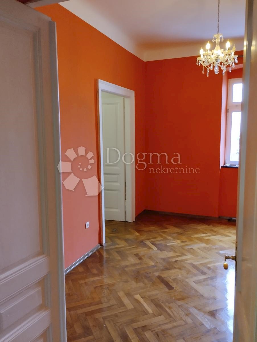 Lokal użytkowy Do wynajęcia - PRIMORSKO-GORANSKA  RIJEKA 