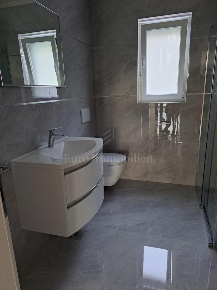 Appartement À vendre - PRIMORSKO-GORANSKA  KRK 