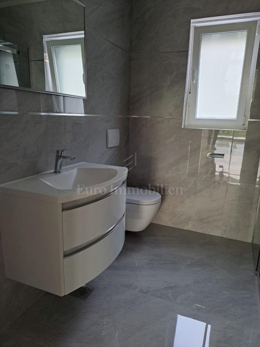 Appartement À vendre - PRIMORSKO-GORANSKA  KRK 