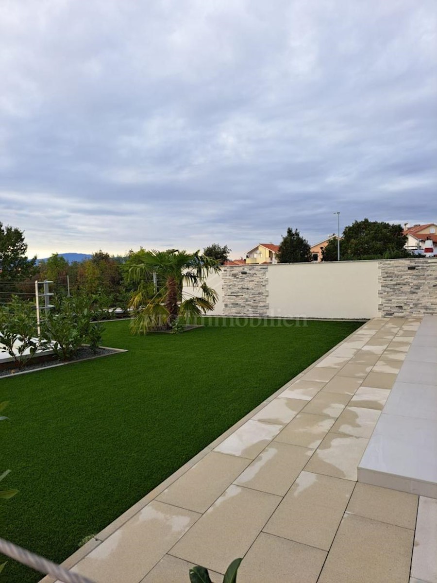 Appartement À vendre - PRIMORSKO-GORANSKA  KRK 
