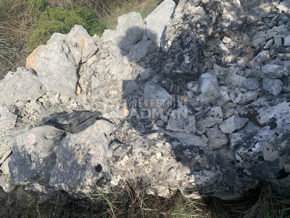 Land For sale - SPLITSKO-DALMATINSKA  TROGIR 