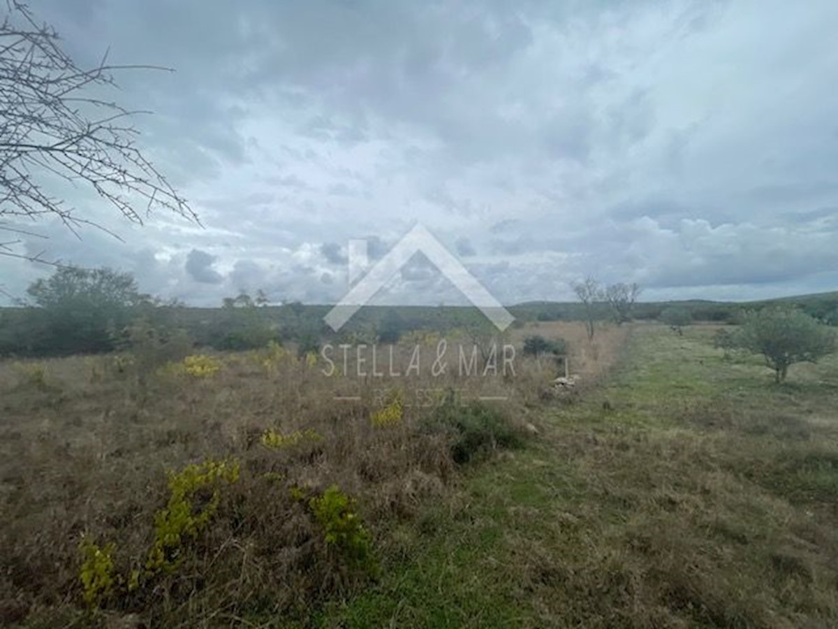 Land For sale - ZADARSKA  Sukošan