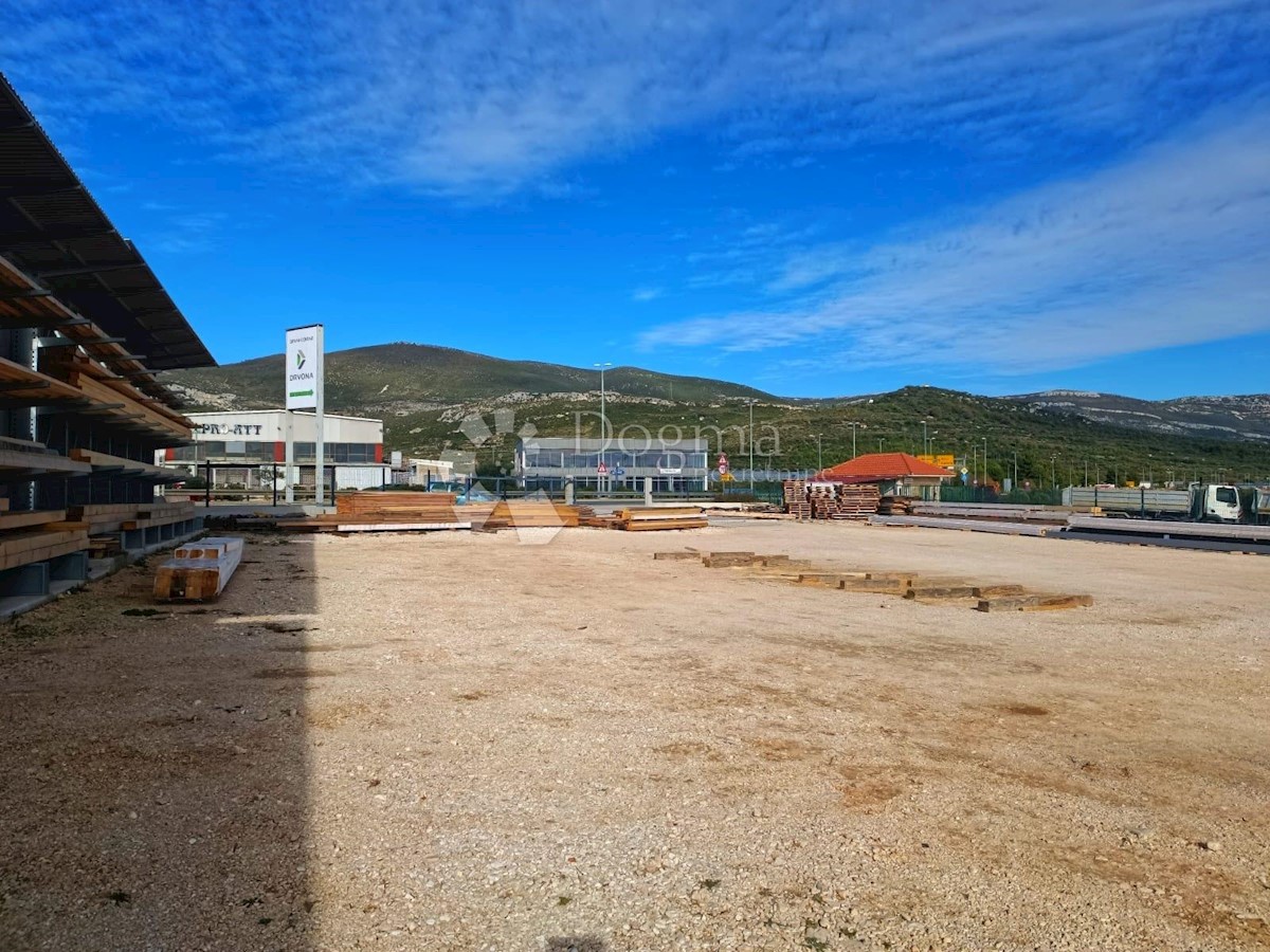 Land For sale - SPLITSKO-DALMATINSKA  TROGIR 