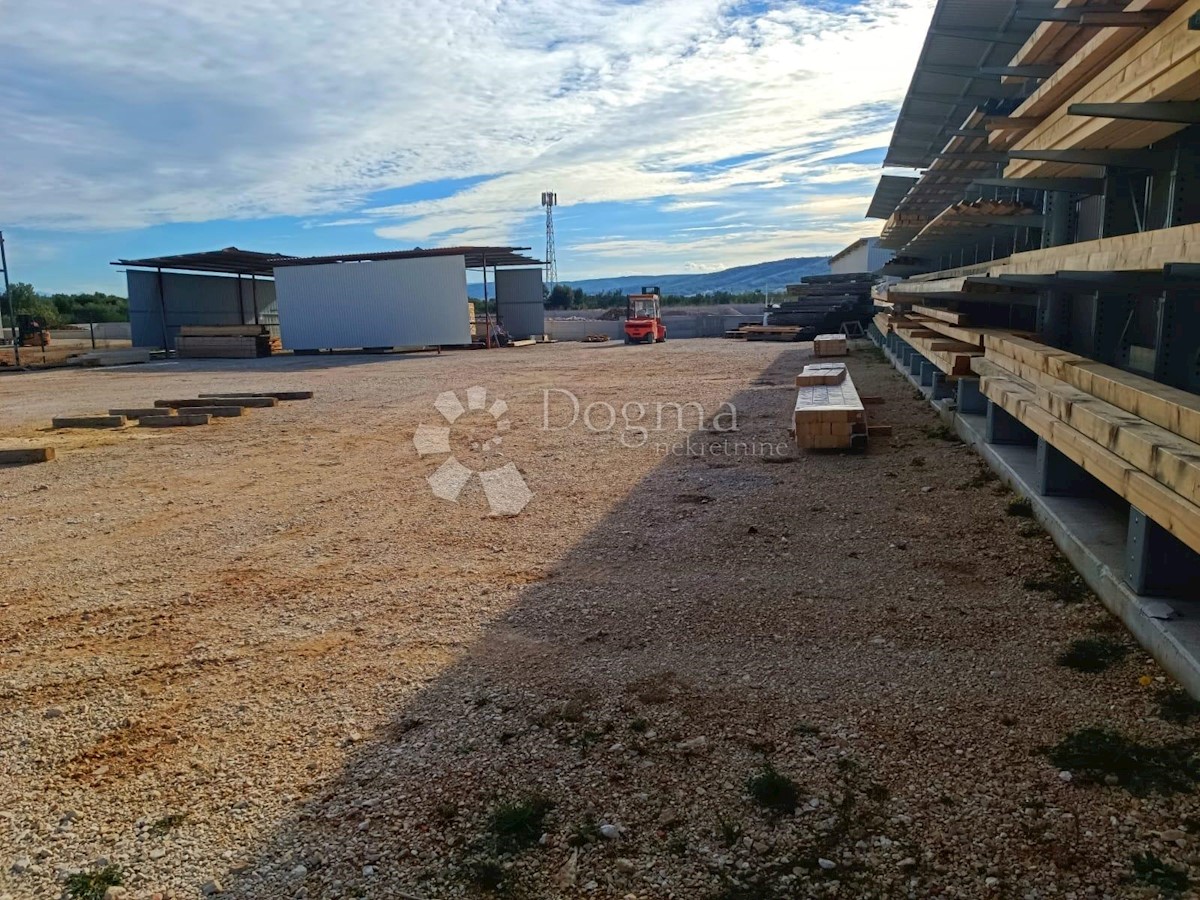 Land For sale - SPLITSKO-DALMATINSKA  TROGIR 