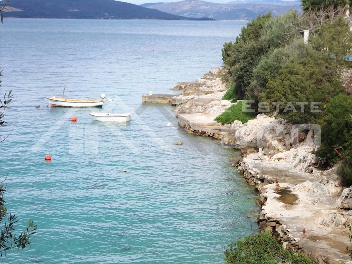 Kuća Na prodaju - SPLITSKO-DALMATINSKA  ŠOLTA 