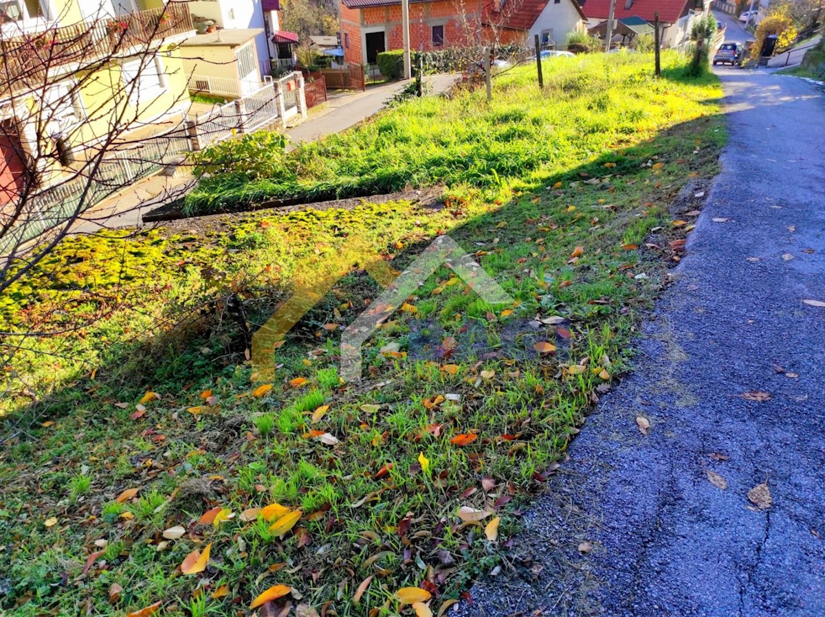 Parcela Na predaj - GRAD ZAGREB  ZAGREB 