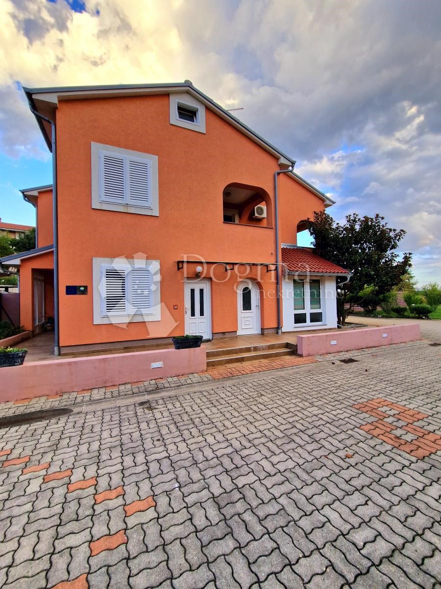 Dom Na predaj - PRIMORSKO-GORANSKA  KASTAV 