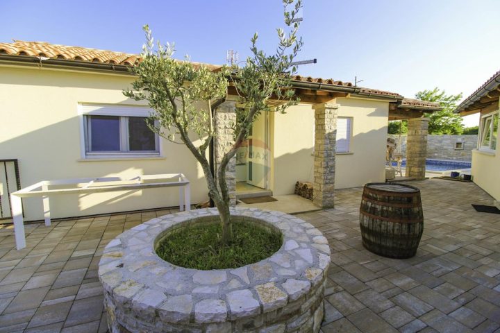 House For sale - Istarska žminj - foto 3/17