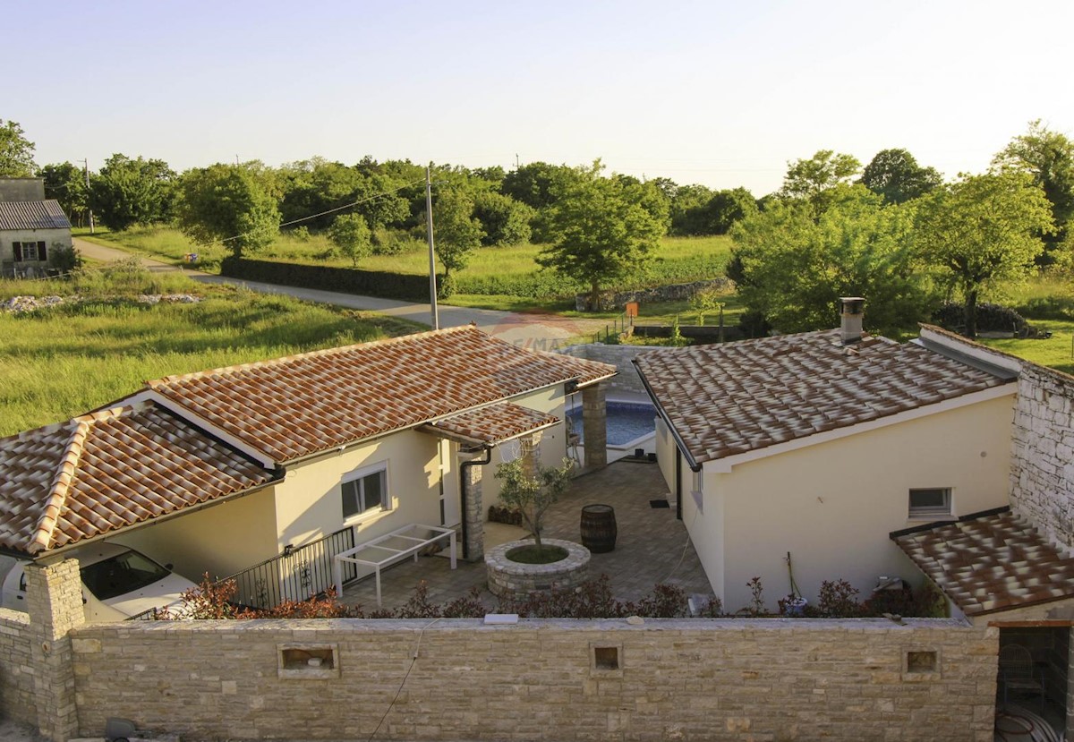 Maison À vendre - ISTARSKA  ŽMINJ 