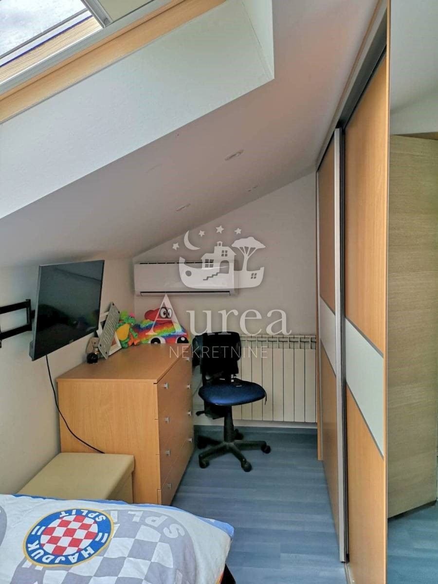 Apartment Zu verkaufen - PRIMORSKO-GORANSKA  KRK 