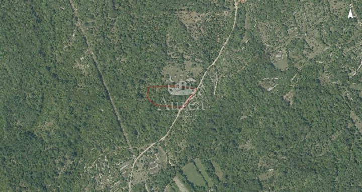 Land for sale 5787 m² – Garica