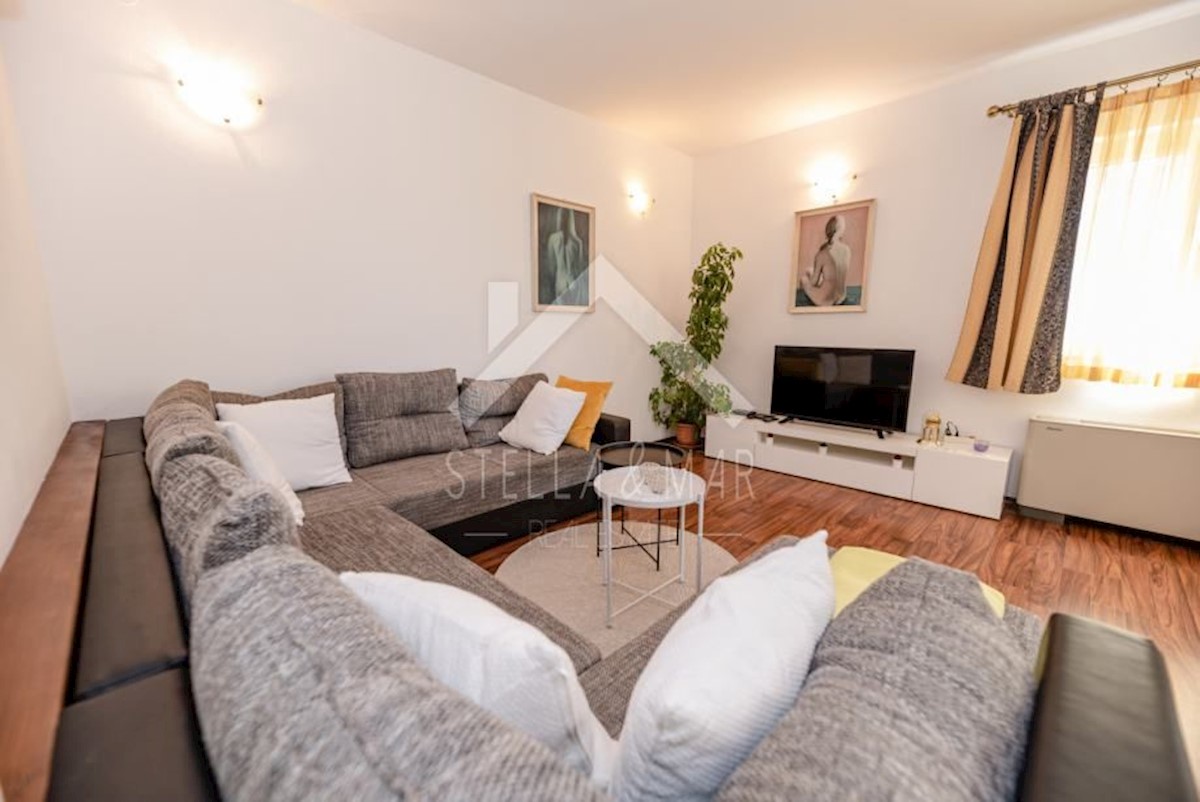 Haus Zu verkaufen - ZADARSKA  ZEMUNIK DONJI 