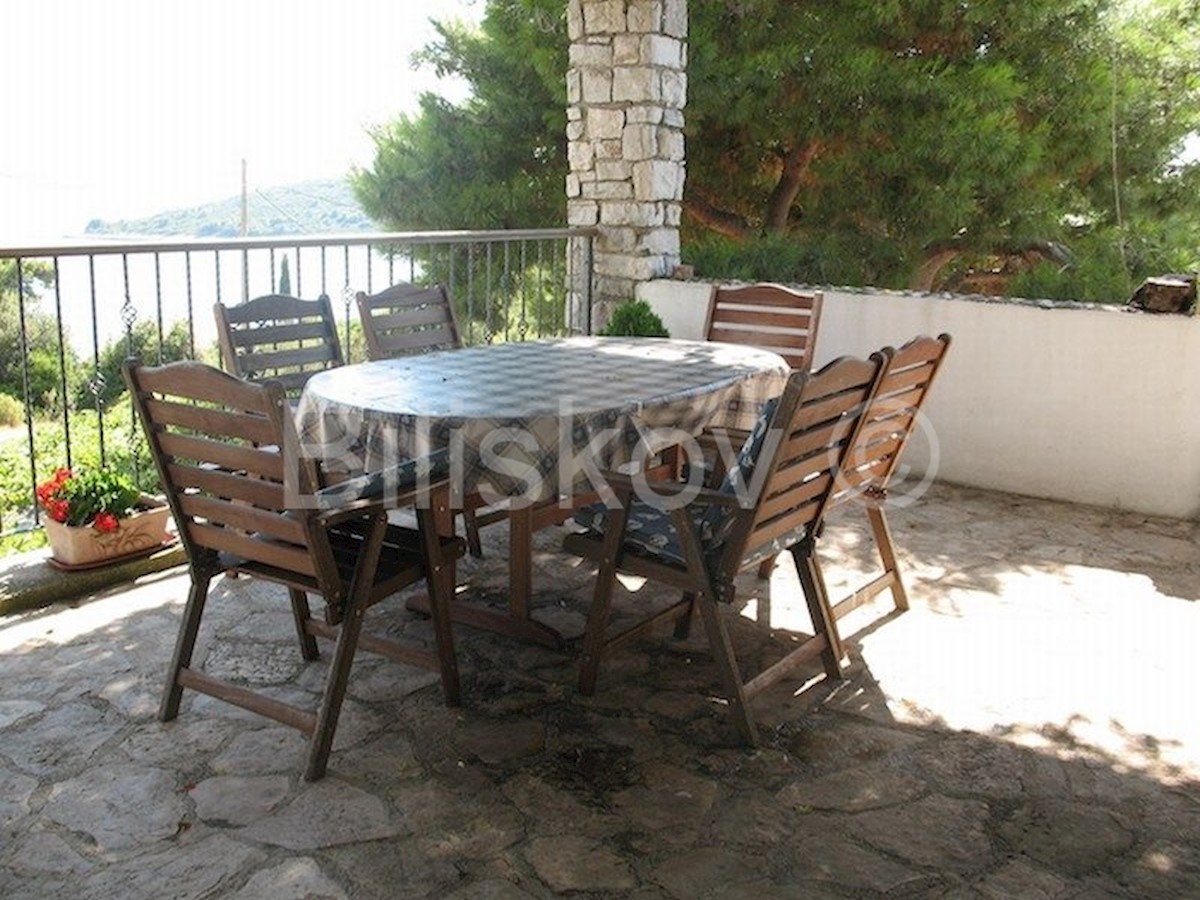 House For sale - SPLITSKO-DALMATINSKA  ŠOLTA 