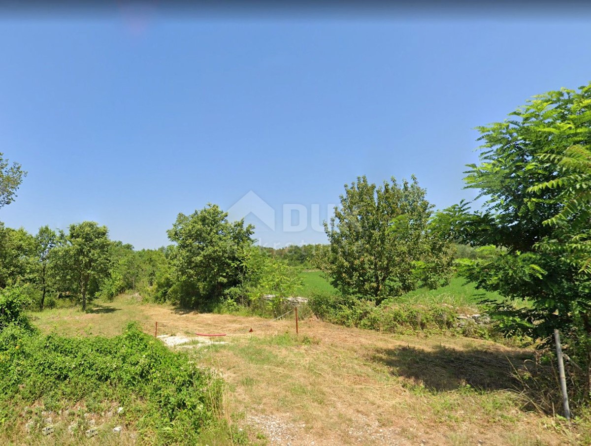 Zemljište Na prodaju - Istarska Kanfanar - foto 1/1