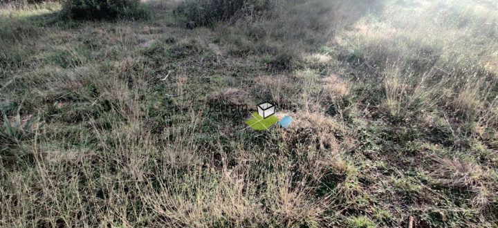 Pozemok na predaj 989 m² – Pula