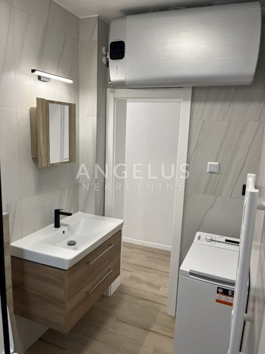 Appartement À louer - GRAD ZAGREB  ZAGREB 