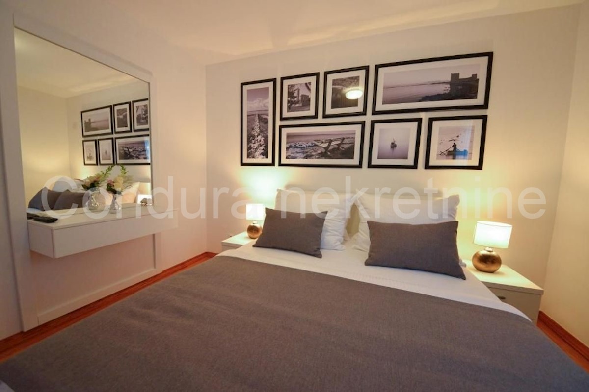 Maison À vendre - ZADARSKA  VIR 