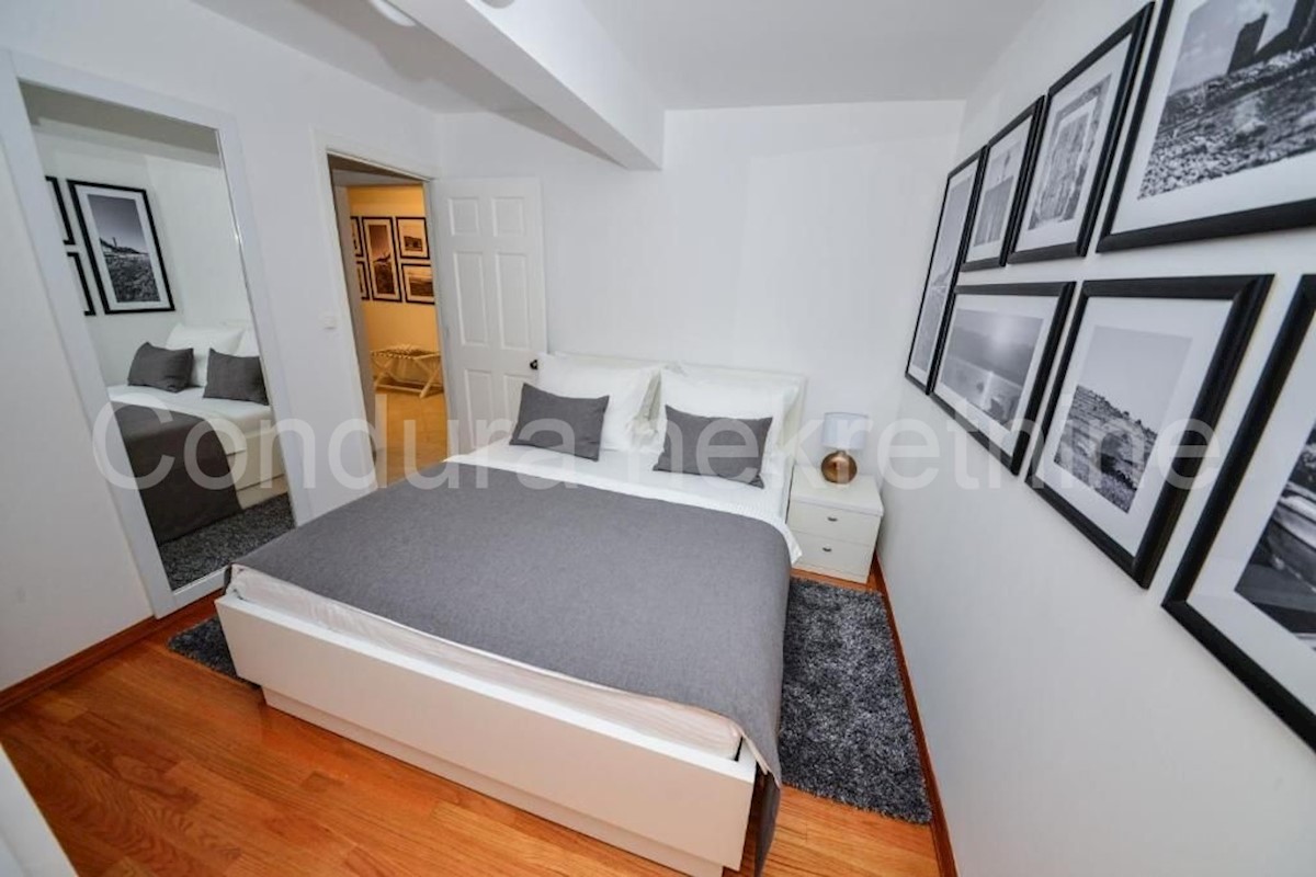 Maison À vendre - ZADARSKA  VIR 