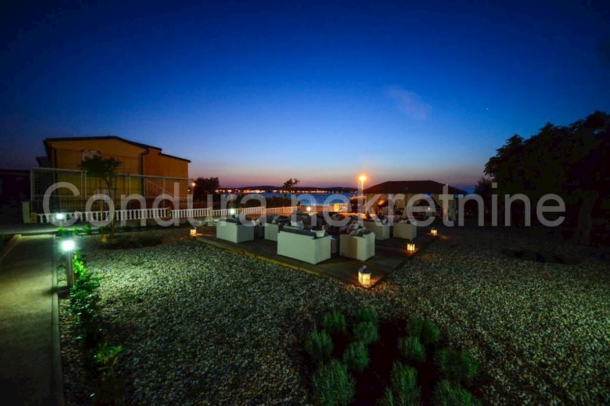 Maison À vendre - ZADARSKA  VIR 