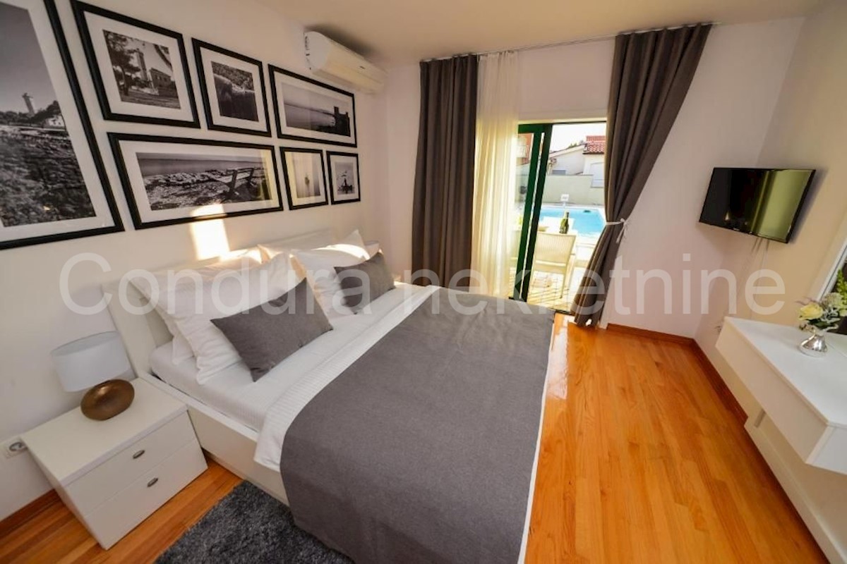 Maison À vendre - ZADARSKA  VIR 