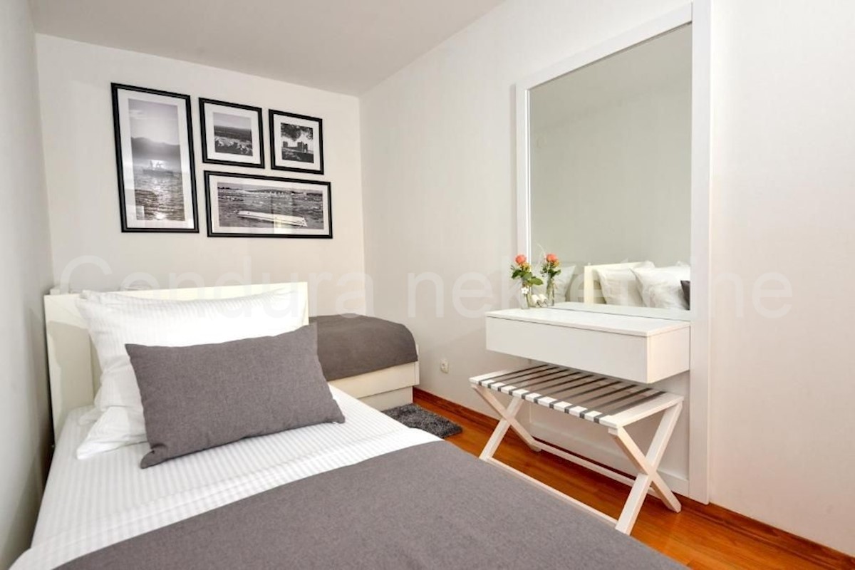 Maison À vendre - ZADARSKA  VIR 