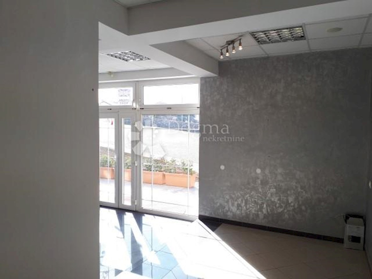 Commerciale Da affittare - PRIMORSKO-GORANSKA  KASTAV 