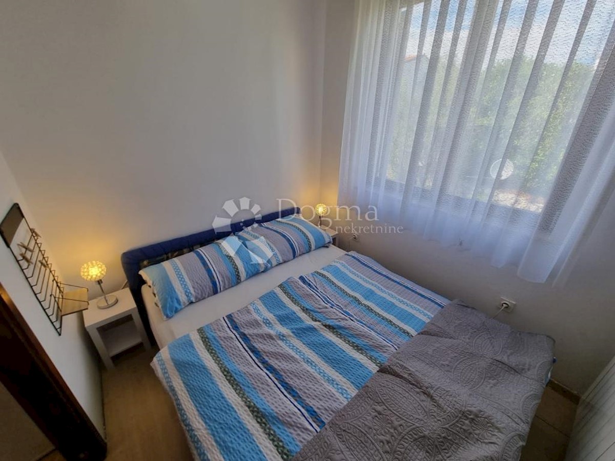 Apartma Na predaj - PRIMORSKO-GORANSKA  KRK 